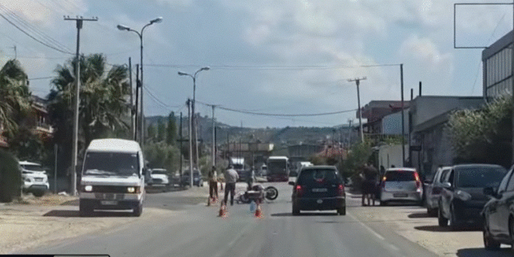 I VESHUR ME RROBA TË ERRËTA, KASKË DHE DOREZA/ Kamerat e sigurisë zbardhin detaje nga ekzekutimi i shqiptarit në Athinë
