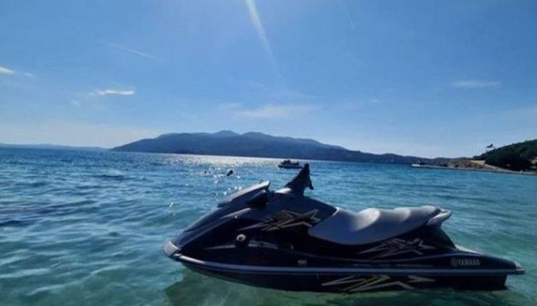 E RËNDË NË VLORË/ Mjeti lundrues i Policisë Kufitare përplaset me një tjetër, një person i plagosur