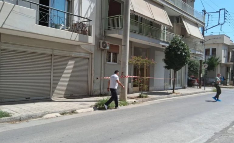 “PASHË BABIN TË GODISTE MAMIN ME THIKË”/ Zbardhet DËSHMIA e njërit prej fëmijëve të 36-vjeçares