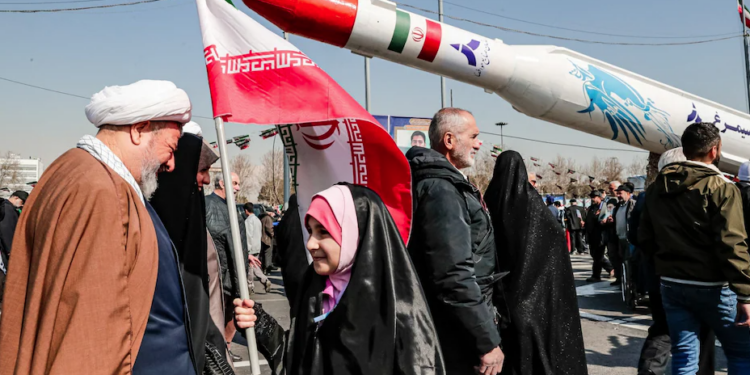 IRANI U FRIKËSOHET SANKSIONEVE/ Teherani: Të gatshëm të reduktojmë pasurimin e uraniumit