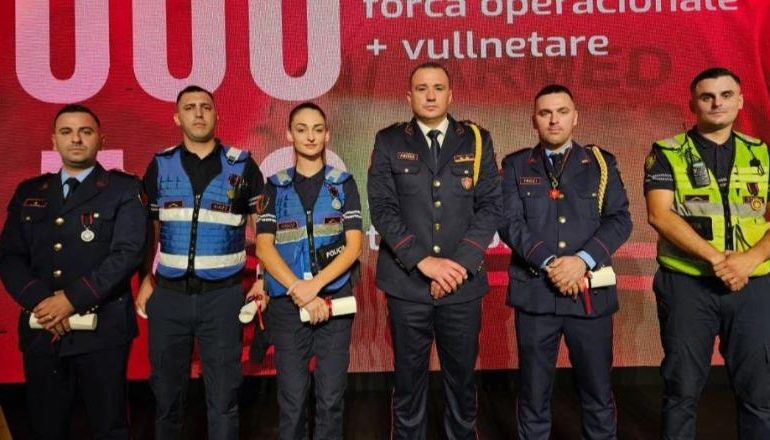 RAMA DEKOROI 5 POLICË PËR GUXIMIN/ Proda: Janë shembulli që na bën krenarë të gjithëve
