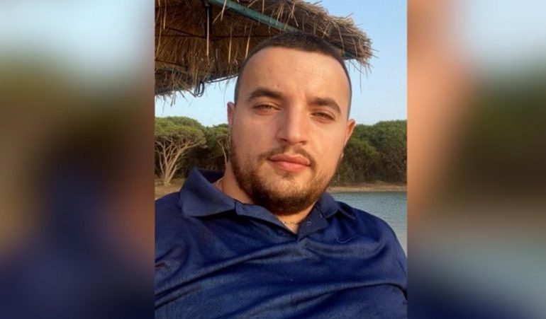 PUBLIKOHET FOTO/ Akuzohet se mori ryshfet për të mos hequr tendën e një lokali. Ky është inspektori i IMT, Klajdi Zhilla