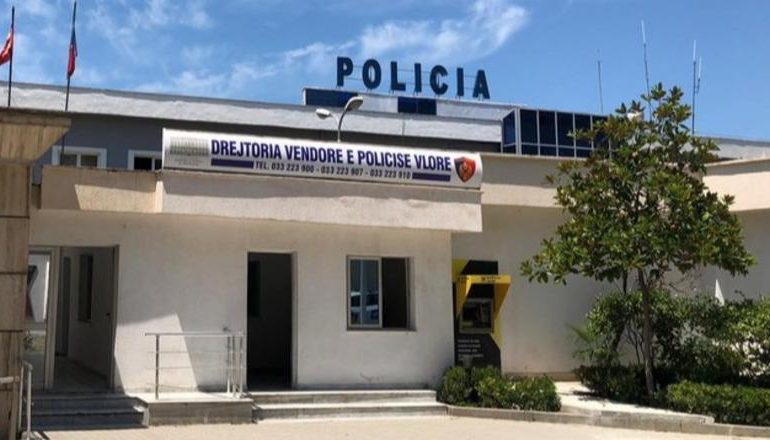 “MË GODITI DHE MË KANOSI”/ Shpallet në kërkim 40-vjeçari pas denoncimit në Policinë e Vlorës