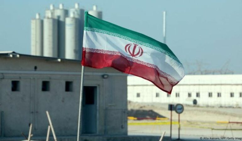 “ZBUTET” IRANI/ Pranon inspektimet bërthamore. Vuloset marrëveshja me IAEA