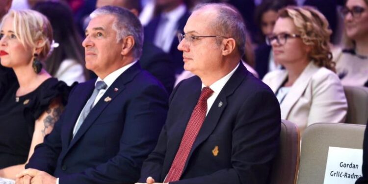FORUMI I BLED/ Hasani: Shqipëria e angazhuar në forcimin e bashkëpunimit dhe dialogut