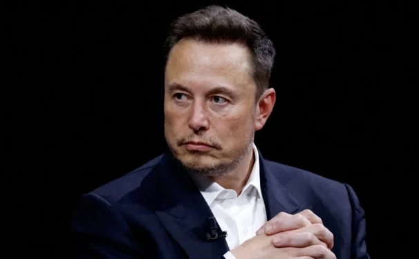 “VDEKJA E GREQISË”/ Elon Musk ndez debatin në rrjet me vetëm dy fjalë