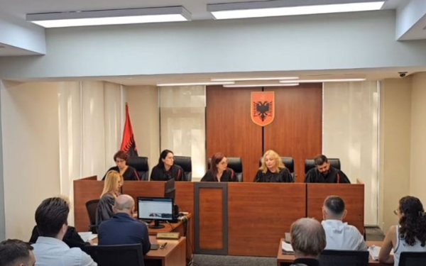 CERTIFIKOHEN ZGJEDHJET/ Kolegji Zgjedhor rrëzon me shumicë votash padinë e PD për rezultatin e 11 majit