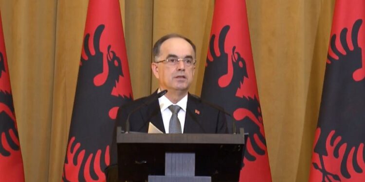 SHENJTËRIMI I NËNË TEREZËS/ Begaj: Na mësoi se me gjeste të vogla mund të ndryshojmë botën