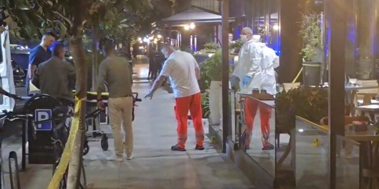 DETAJET E REJA/ Ekzekutimi i 34-vjeçarit Kristian Kola, autorët e vëzhguan dhe e qëlluan me silenciator kur doli nga lokali
