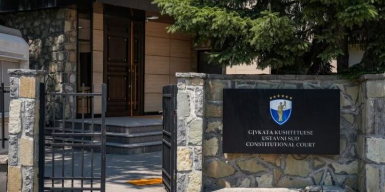 NGËRÇI POLITIK NË KOSOVË/ Kushtetuesja vendos masë të përkohshme që ndalon çdo veprim për formimin e Qeverisë