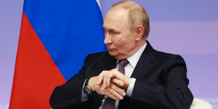 “NUK I PRANONI KUSHTET TONA, ATËHERË S’KA PAQE”/ Çfarë fshihet pas qëndrimit të palëkundur të Putinit
