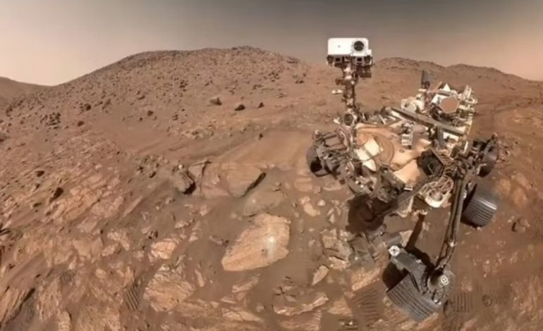 EKSPLORIMI NË MARS/ NASA gjen komponime që mund të ketë shenja jete në planetin “e kuq”