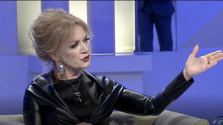 ZGJEDHJET E PARAKOHSHME NË TIRANË/ Iris Luarasi: Kë mendoj përballë Manastirliut nga PD