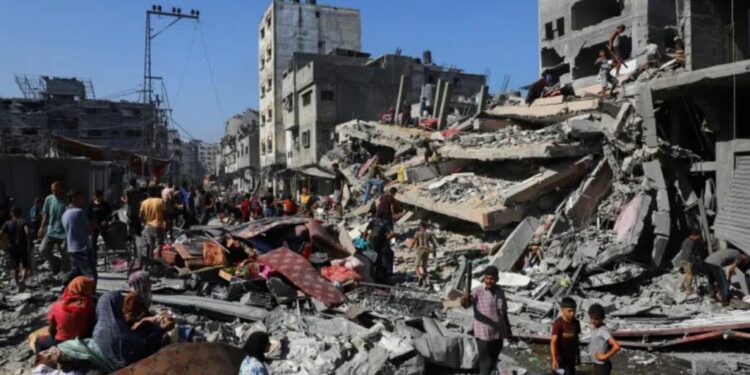 LUFTA/ Sulmet izraelite në Gaza vrasin 59 persona, mes tyre 14 anëtarë të së njëjtës familje