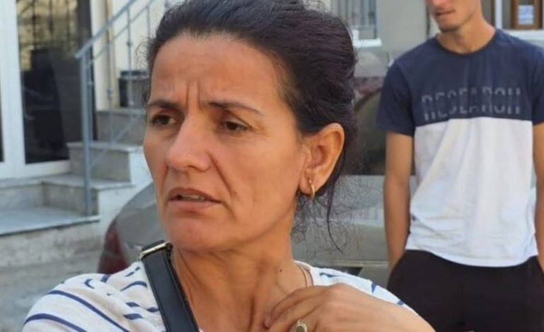 “NUK E DINIM QË ISHTE E GABUAR”/ Punonte në bazën e skemave piramidale! Nëna e kamarierit: Ia dhashë vetë, i thashë luaj të kesh lekë