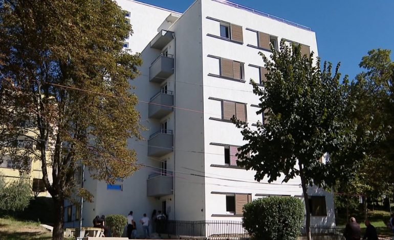 SHERR PËR DHOMAT E KONVIKTIT NË TIRANË/ Studentët ngrenë akuza: U zunë me mik! Ndërhyn dhe policia