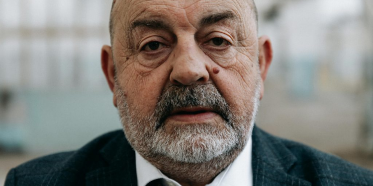 LAMTUMIRË ENVER PETROVCI/ Shuhet aktori dhe regjisori i mirënjohur shqiptar