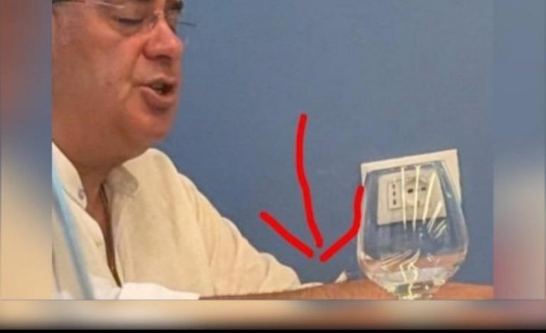 “MË ERDHI KEQ PËR…”/ Flet personi që “spiunoi” zv.ministrin e Brendshëm me cigare: Si u ndjeva kur e pushuan nga puna