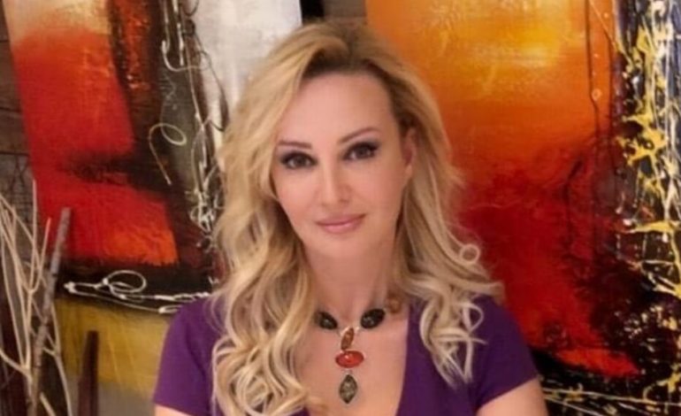 PROFILI/ Një ish-drejtoreshë kulture në krye të QSUT-së (EMRI)