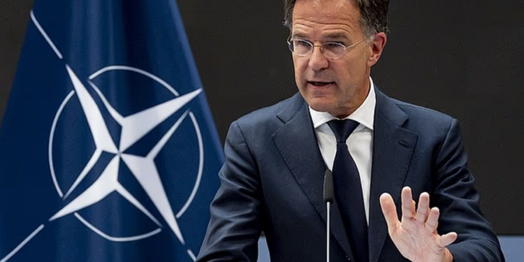 “TË NDALEN KËTO VEPRIME”/ NATO paralajmëron Rusinë kundër shkeljeve të hapësirës ajrore