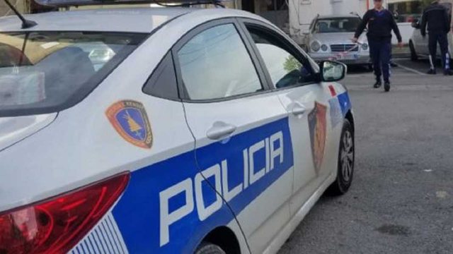 E PËSON KEQ/ Vodhi 3 motomjete në Durrës, Lushnjë dhe Kuçovë, përfundon në pranga 48-vjeçari i shpallur në kërkim
