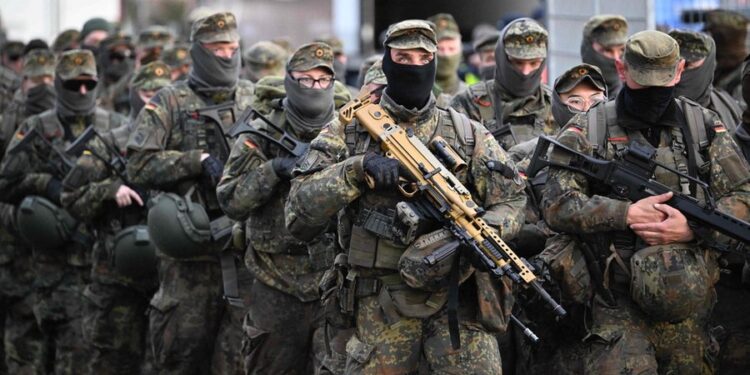 NATO TREGON “FORCËN”/ Nis stërvitja e madhe ushtarake në Hamburg