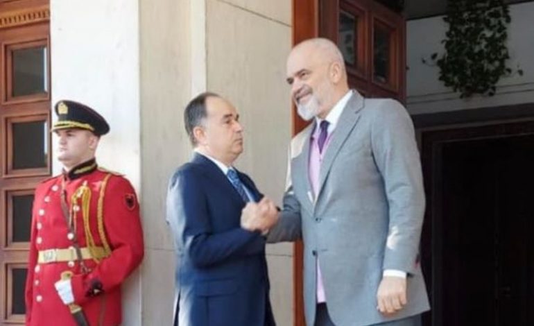 ZGJEDHJET E PARAKOHSHME/ Kryeministri çon vakancën për Tiranën në Presidencë