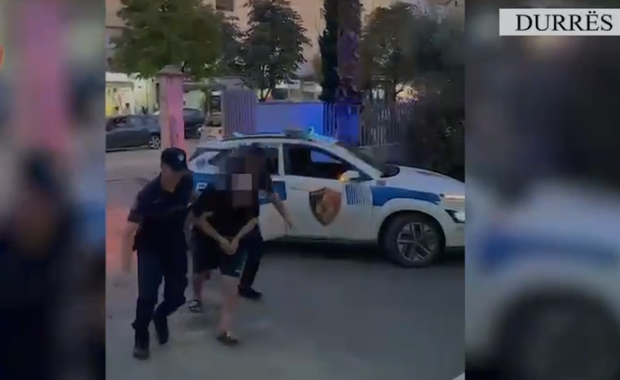EMRI/ Ishte shpallur në kërkim për armëmbajtje pa leje, arrestohet 50-vjeçari në Durrës