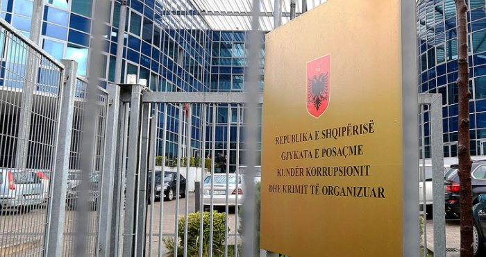 NËN AKUZË PËR TRAFIK DROGE/ GJKKO dënon me 8 vite burg Emiljan Burbën