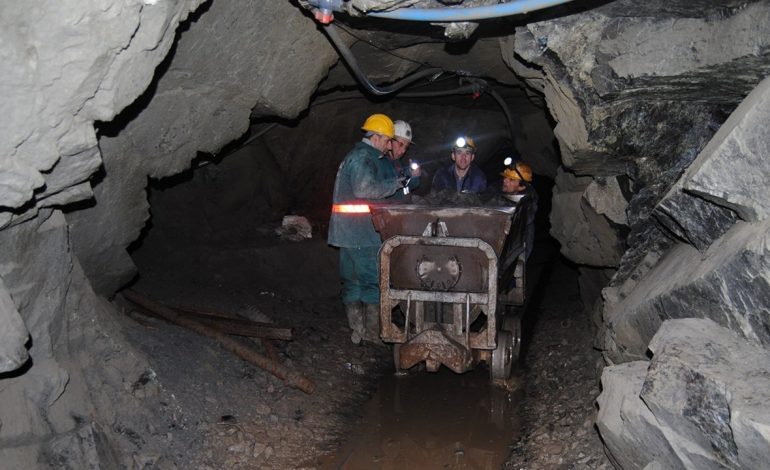 TRAGJIKE/ U aksidentua duke punuar, vdes minatori 38-vjeçar në Bulqizë (EMRI)