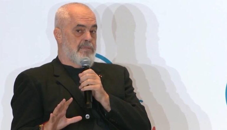 KONFLIKTI KOSOVË-SERBI/ Rama: Sa më i lumtur komshija, aq më e lumtur shtëpia! Bashkimi rajonal, e vetmja rrugë për paqen