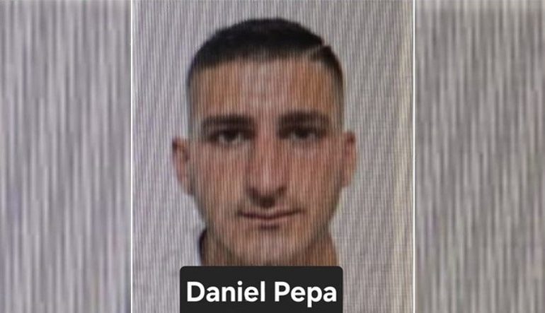 PUBLIKOHET FOTO/ Ky është Daniel Pepa, i riu i shpallur në kërkim për vrasjen e 33-vjeçarit në Manëz