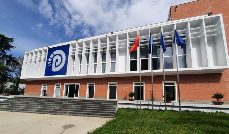 DOKUMENTI/ Zbardhen amendamentet e PD-së për Komisionin e Posaçëm të Reformës Zgjedhore dhe atë Territoriale