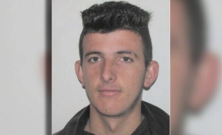 U ARRATIS NGA BURGU GREK/ Kapet pas gati 1 muaji 27-vjeçari shqiptar Ylli Shkalla, u gjet me makinë të vjedhur në…