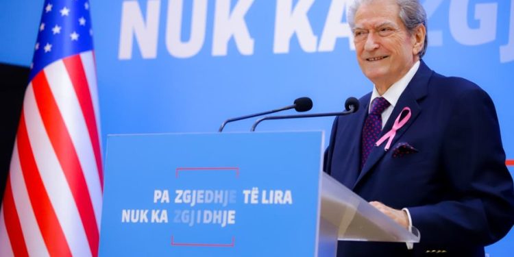 HABIT Berisha: Thirrjet ‘Sali Berisha, Sali Berisha’ në stadiumin serb i motivuan lojtarët e Kombëtares për të fituar
