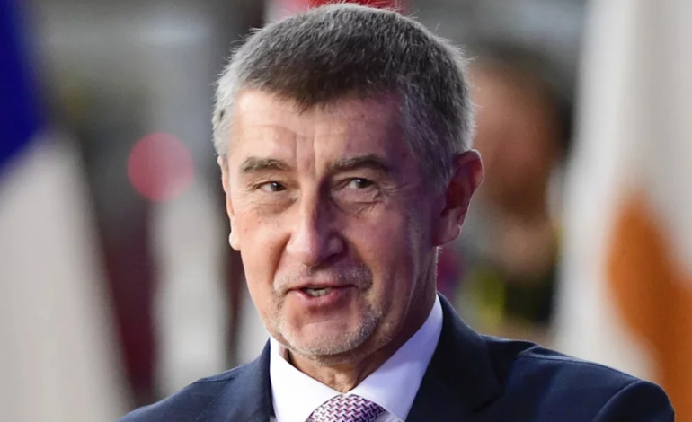 ZGJEDHJET NË ÇEKI/ Miliarderi “populist” dhe mik i ngushtë i Orbanit, ka shanse të rikthehet në pushtet