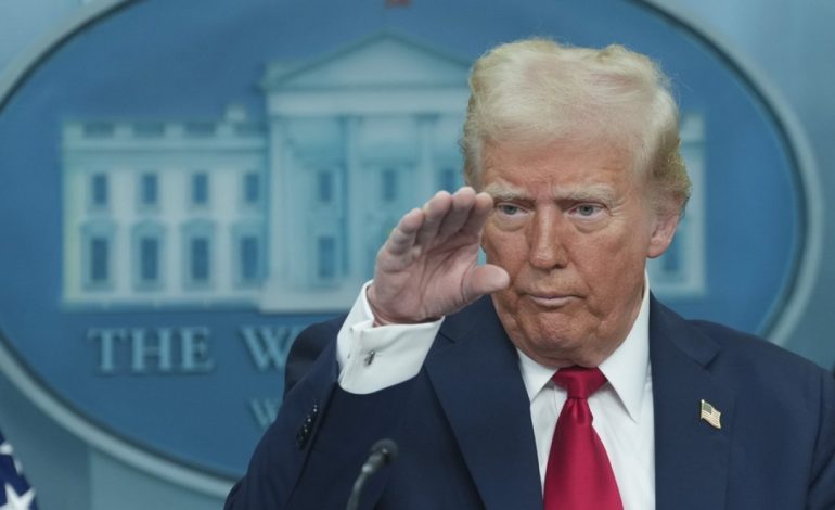 IA BËN TË QARTË KINËS/ Trump: Do nënshkruajë një marrëveshje tregtare, ndryshe do të përballet me tarifa të reja
