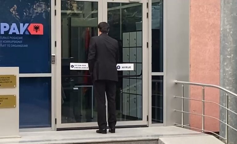 “21 JANARI”/ Lulzim Basha paraqitet në SPAK (PAMJET)