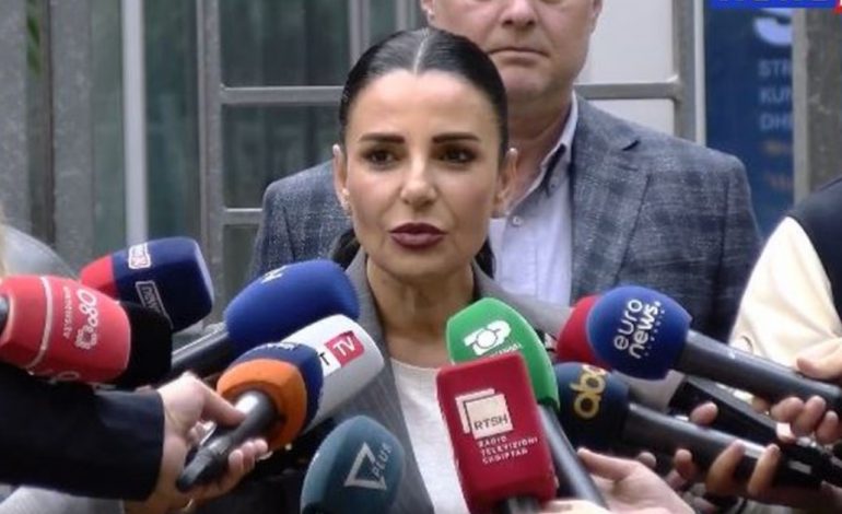 FLET PAS DALJES NGA SPAK/ Balluku: Besoj te parimet e drejtësisë