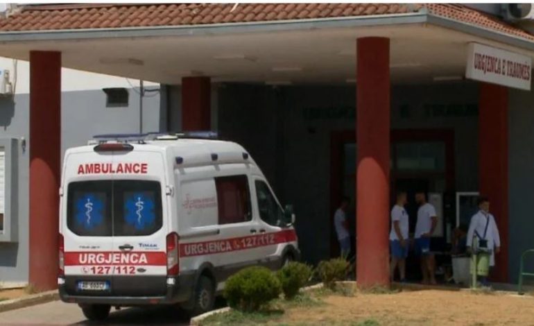 U RRËZUA TEKSA PO LUANTE ME BIÇIKLETË/ 12-vjeçari nga Korça përfundon te Trauma