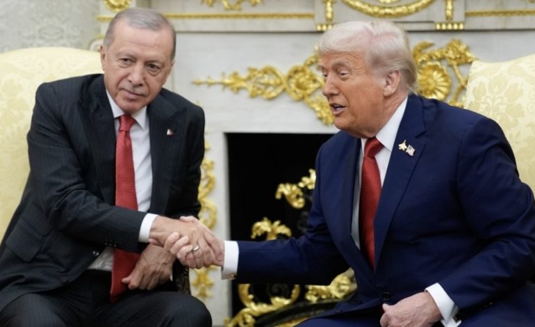 GAZA NË FOKUS/ Trump dhe Erdogan zhvillojnë një bisedë telefonike