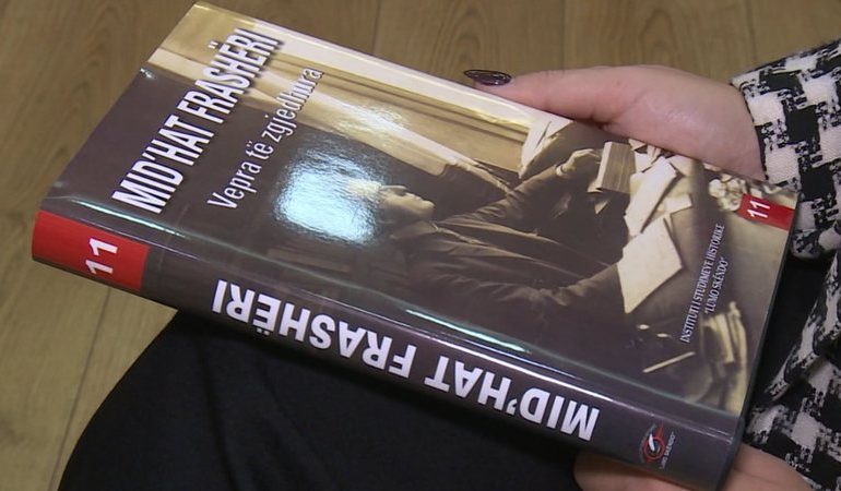 “MID’HAT FRASHËRI BIBLIOGRAFI MË I MADH SHQIPTAR”/ Publikohet vëllimi XI për veprën e shkrimtarit, Uran Butka: Ofroi studime të thelluara për autorët e kohës