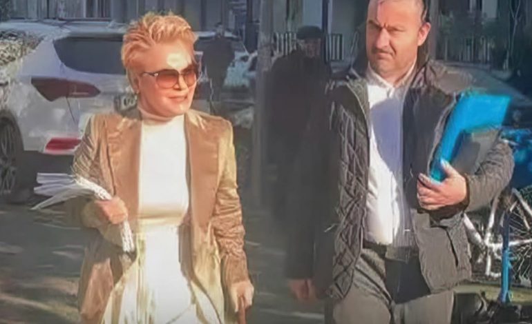 DETAJET/ Kush është avokati i Monika Kryemadhit që dhunoi punonjësin e Gjykatës së Vlorës (EMRI)