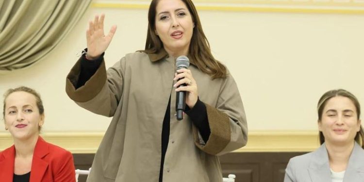 MANASTIRLIU VIJON FUSHATËN/ Takim me gratë në Kashar: Plani ynë për një bashki që kujdeset për familjet
