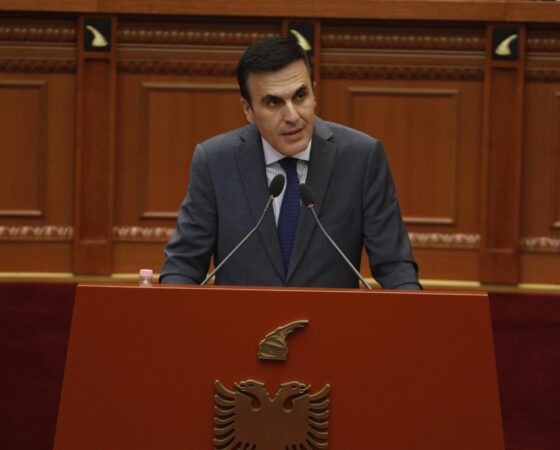 PËRDORIMI I ADMINISTRATËS NË ZGJEDHJE/ Çela: Kemi marrë masa! Disa hetime janë në vijim