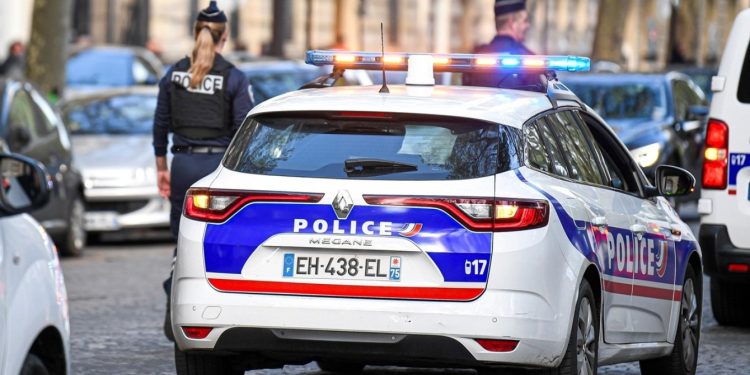 E RËNDË NË FRANCË/ Një 45 vjeçare mbahet e mbyllur në garazh për pesë vjet nga një çift