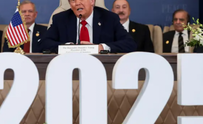 NËNSHKRUHET MARRËVESHJA E PAQES NË GAZA/ Trump: Na u deshën 3,000 vjet për të ardhur deri këtu, a e besoni?