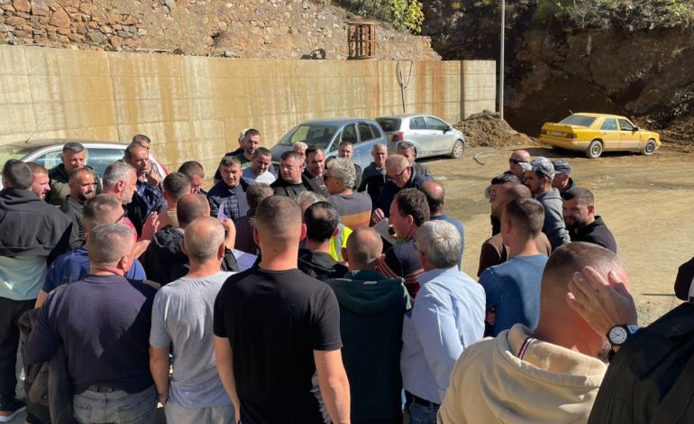 E RËNDË/ 6 ditë në grevë urie, minatori në Marinzë humb ndjenjat
