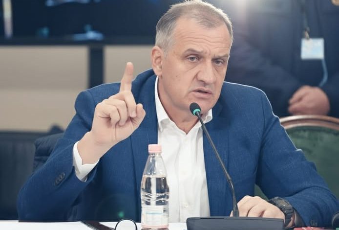 LETËR NGA BURGU/ Beqaj: Kuvendi s’mund të mjaftohet me dëgjime formale. Ja pse dështoi raportimi i institucioneve të pavarura