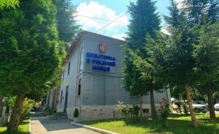 ARRESTOHET 16-VJEÇARI NË KORÇË/ Dyshohet se ka përdhunuar një të mitur